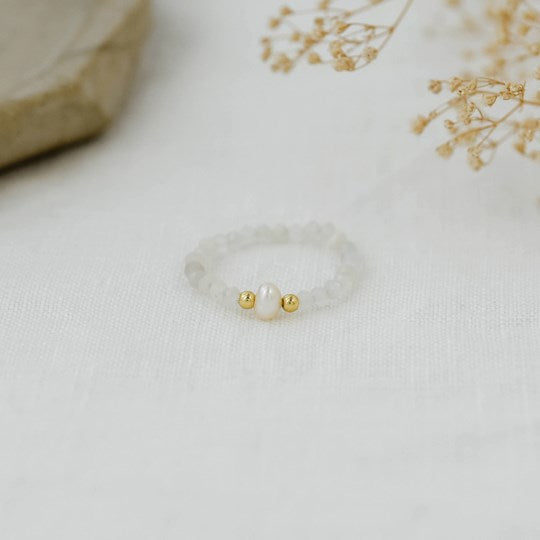 Dainty N Divine Ring-white moon stone/white pearl